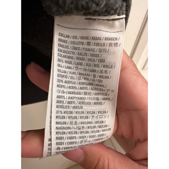 Gilly Hicks Button Up Sweatshirt Jacket Size Y2K Prep Schoolgirl Cozy Layer M - Picture 4 of 6